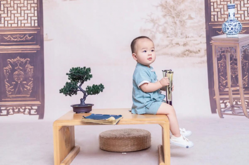 慈利孕妇八个月肚子胀